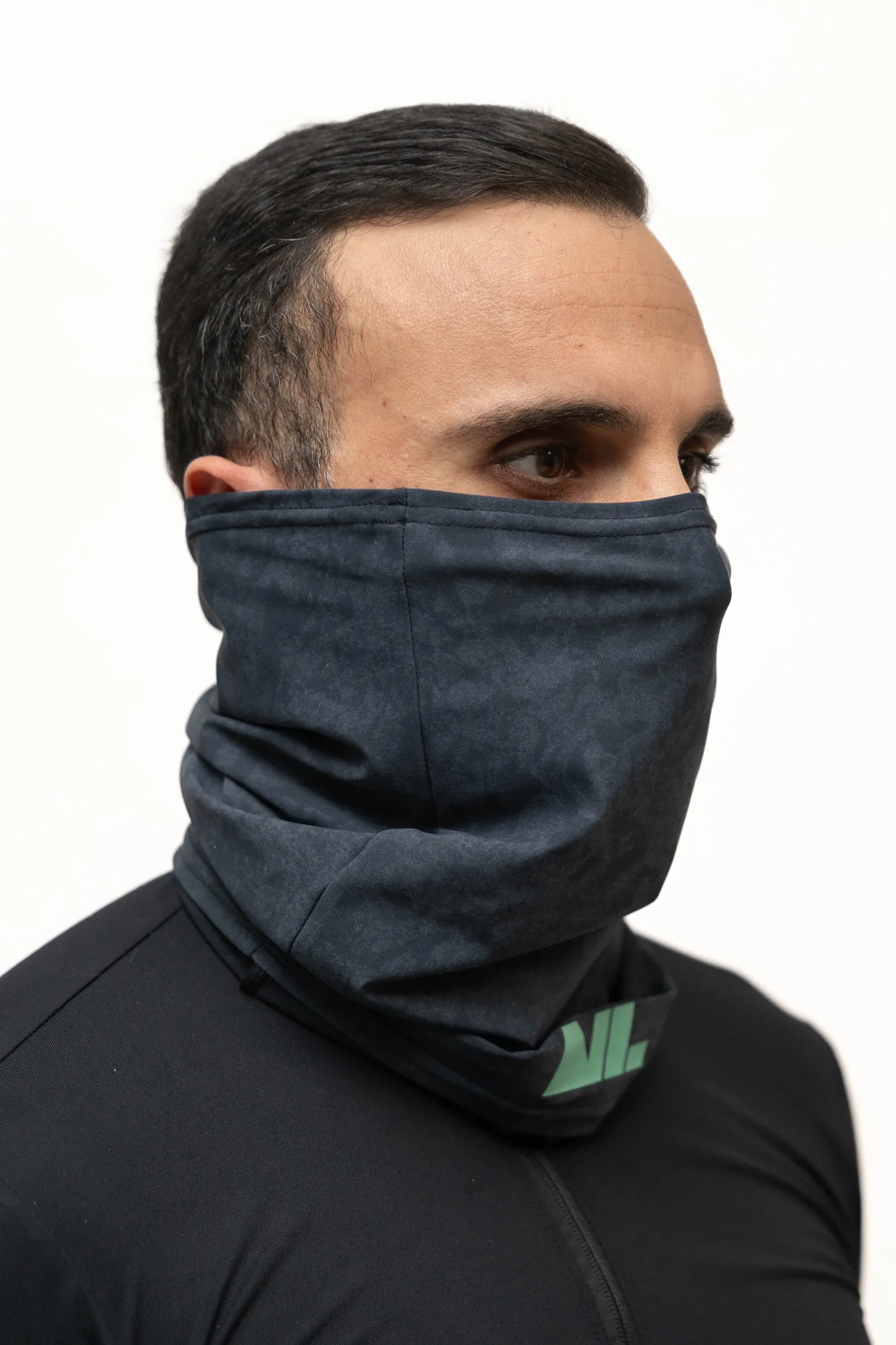 NeckWarmer-Side_11zon