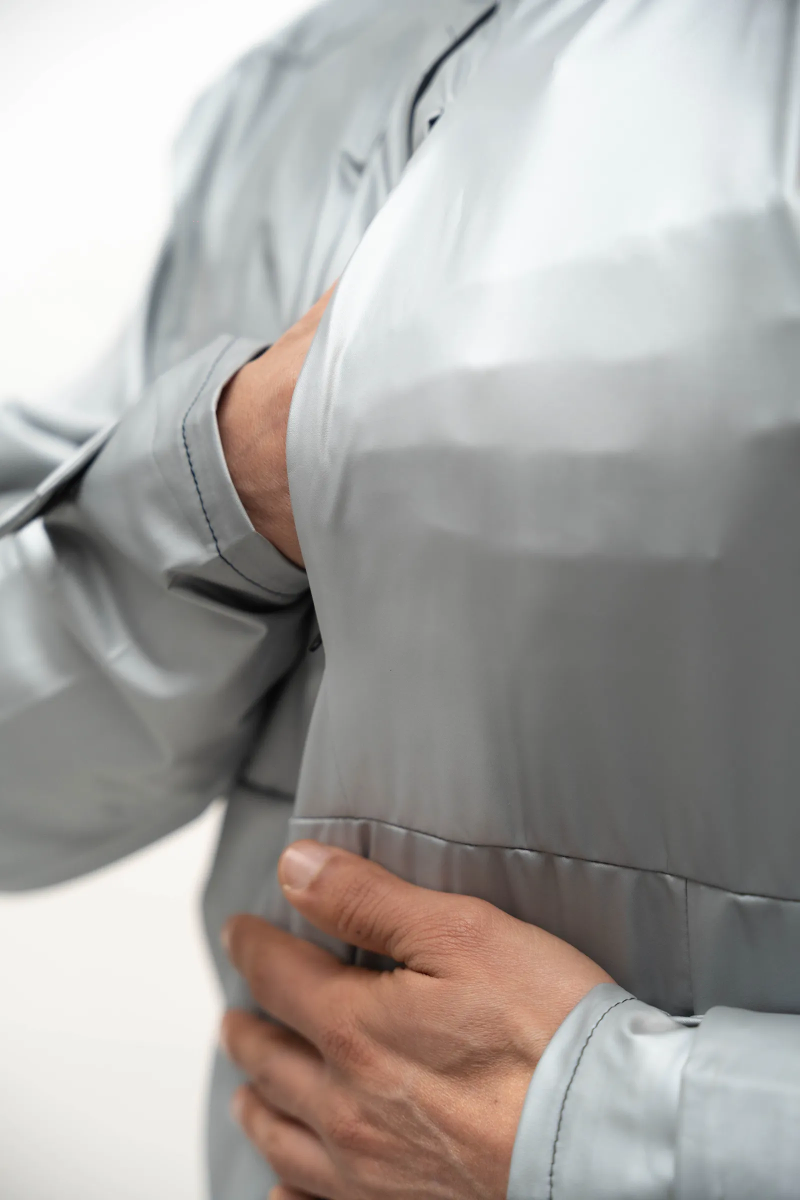 Raincut-silver-pocket_7_11zon